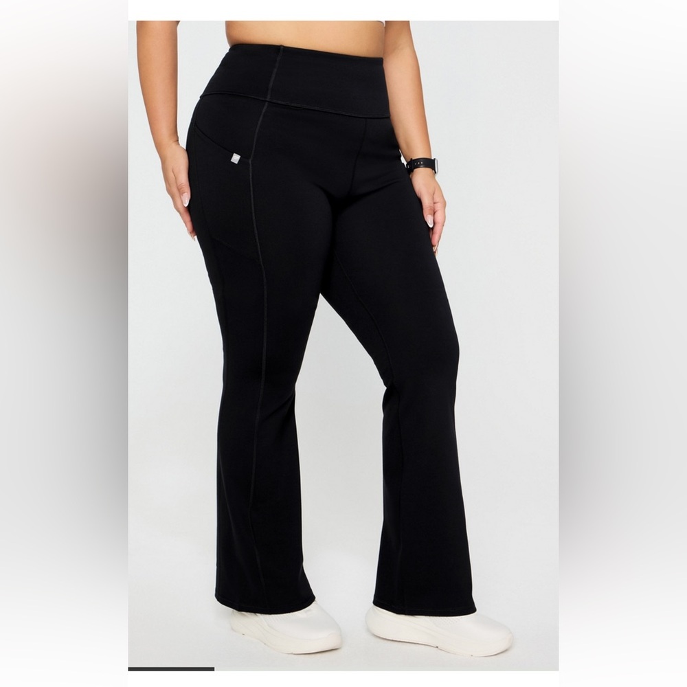Fabletics Black Scrub Pants